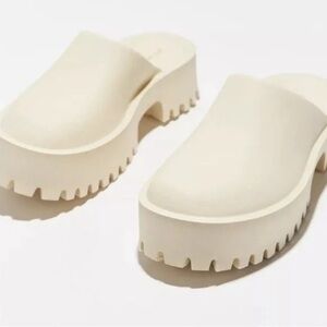 Jeffrey Campbell Sea Salt/Cream Platform Lug Clogs